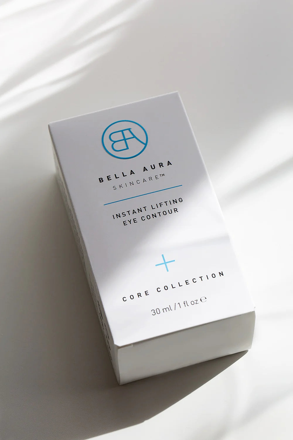 Instant Lifting Eye Contour