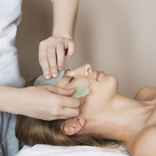 Sculpting Gua Sha Facial